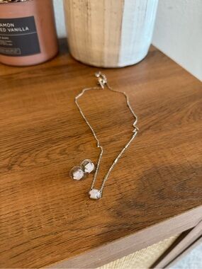 Kendra Scott - silver necklace & earring bundle